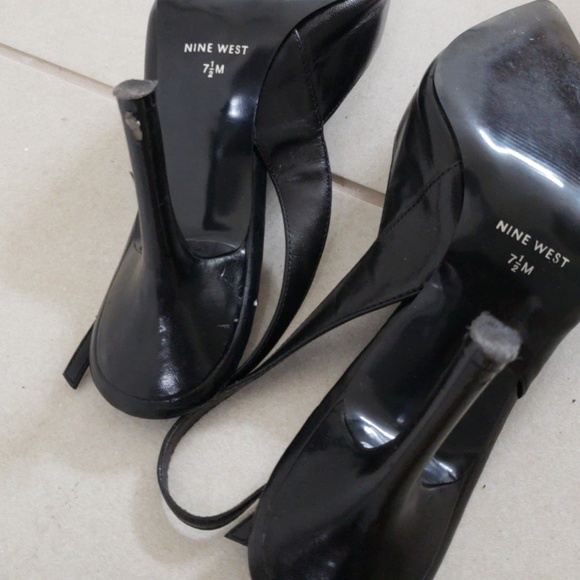 Shoes - Picture 5 of 5